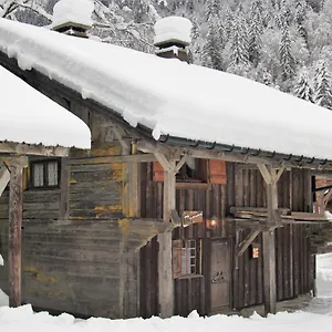https://chalet-marion.hotels-rhonealpes.com